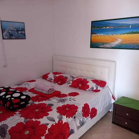 Sea View Apartments Vlorë Exterior foto